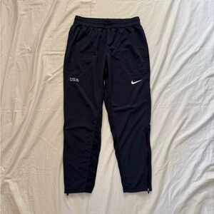 Nike Yoga team USA navy joggers Men’s M
